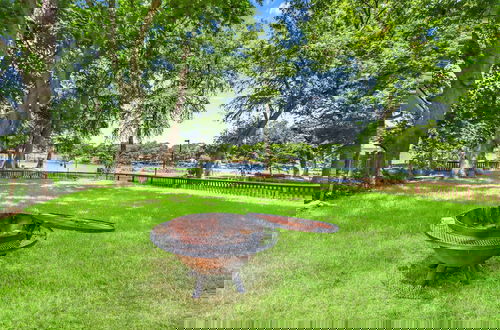 Photo 33 - Beautiful Lakefront Cabin Something For Everyone