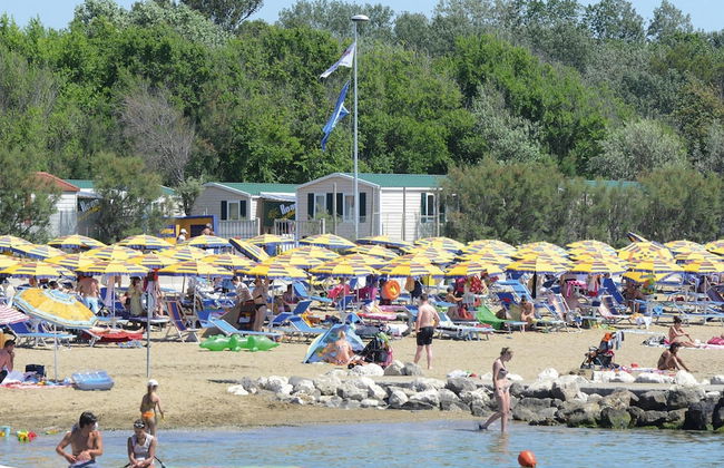Bungalow in Caorle With Garden Furniture - Foto 20