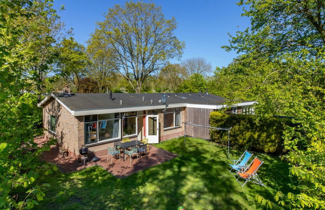 Bungalow Near Dutch Beach With Garden - Photo 28