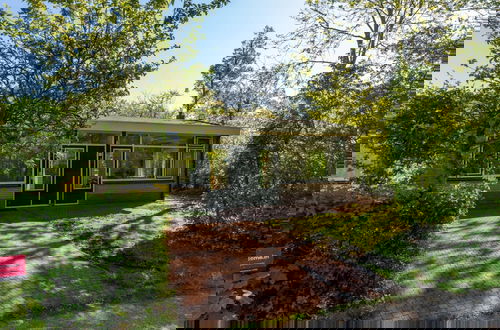 Foto 23 - Beautiful Bungalow With Garden