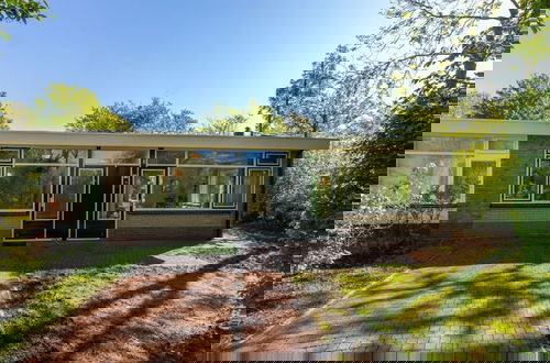 Foto 29 - Beautiful Bungalow With Garden