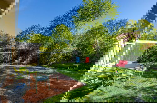 Foto 11 - Beautiful Bungalow With Garden