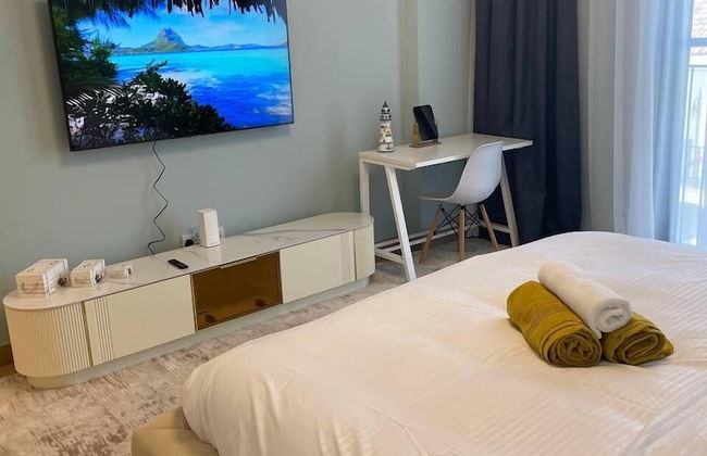 Modern and Cozy 2BR La Cote 1 La Mer - Foto 21
