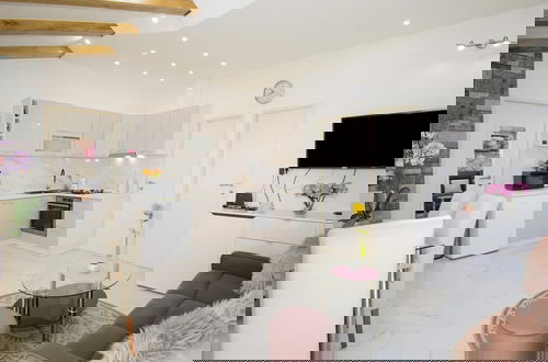 Foto 5 - Stone House Blaca - Two Bedroom Stone House With Terrace and Sea View