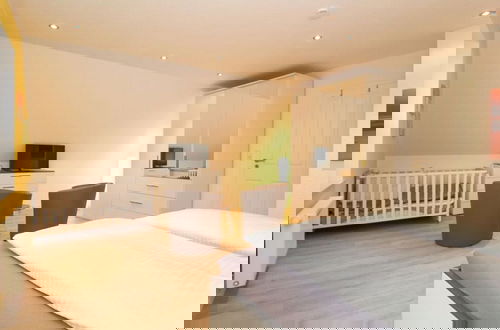 Photo 2 - Anchor Claw Comfortable Holiday Residence