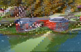 Foto 1 - Adapted Cottage With Courtyard by Belvilla