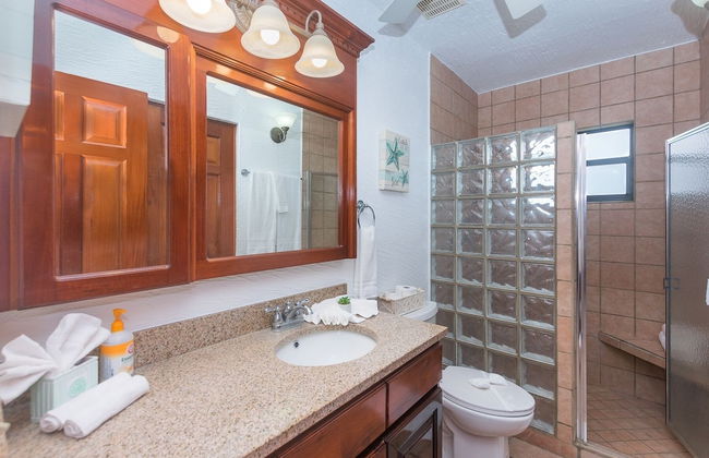 Pineapple Villa 142 2 Bedroom Condo by RedAwning - Photo 14