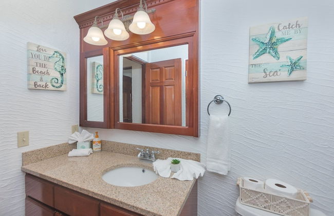 Pineapple Villa 142 2 Bedroom Condo by RedAwning - Photo 13