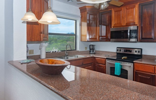 Pineapple Villa 142 2 Bedroom Condo by RedAwning - Photo 8