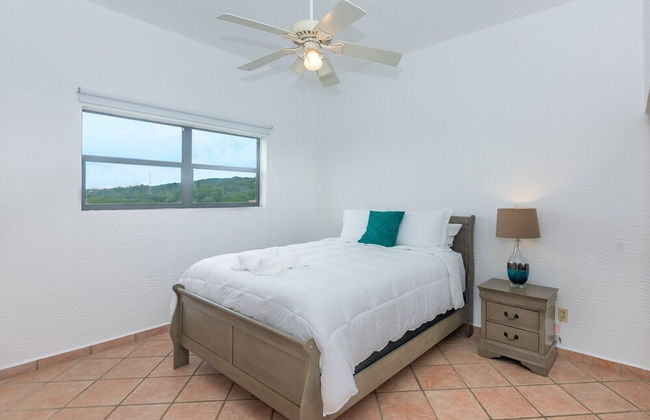 Pineapple Villa 142 2 Bedroom Condo by RedAwning - Photo 5