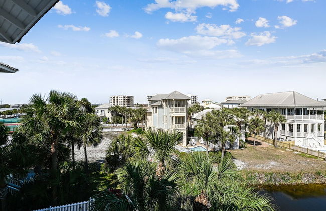 Paradise Pointe - Gorgeous 4 BR home with pool by RedAwning - Photo 64