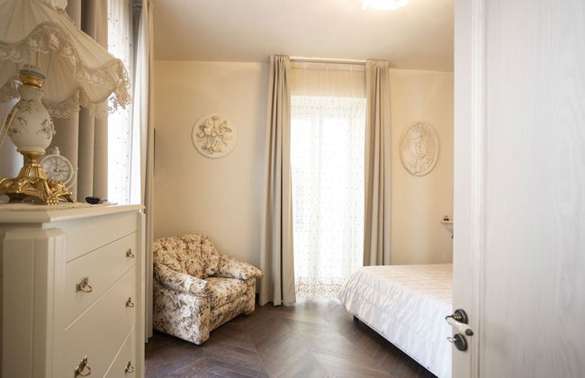 Charme & Chic Studio - Photo 2
