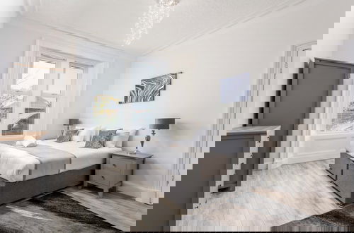 Photo 7 - Cuthbert House - Donnini Apartments