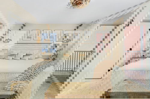 Foto 5 - Welcome To Beach Villa's # 606 Vacation Rental - 250 Estero Blvd 2 Bedroom Condo by RedAwning
