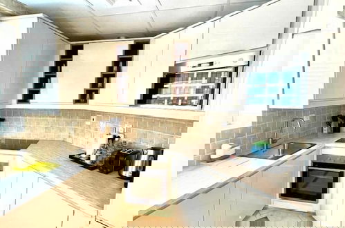 Foto 3 - Cozy 2 bedroom near metro in JLT