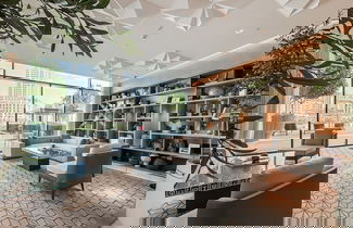 Foto 1 - Newly Furnished Palace Residence - NOX