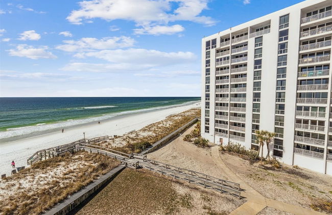 Shoreline Towers 1063 2 Bedroom Condo by RedAwning - Photo 33