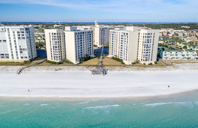 Shoreline Towers 1063 2 Bedroom Condo by RedAwning - Photo 29