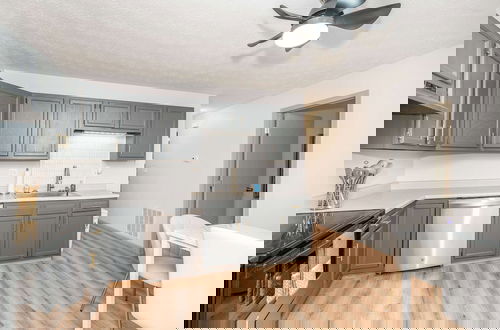 Foto 14 - Arkstone Retreat Suites, 3 in 1!