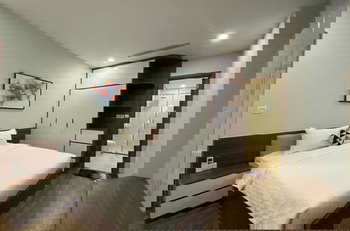 Foto 3 - Asahi Luxstay - Golden Park Apartments