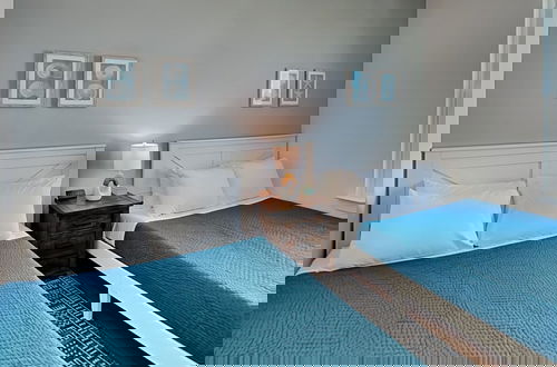 Photo 4 - Pointe of View