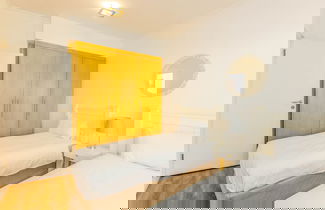 Foto 3 - Two Bedroom With Private Balcony