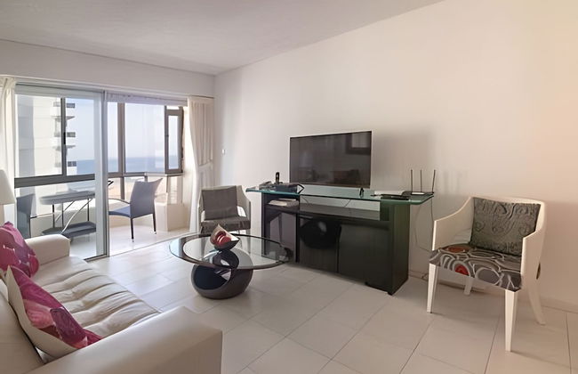 Oceana Suites Torre Marina - Photo 11