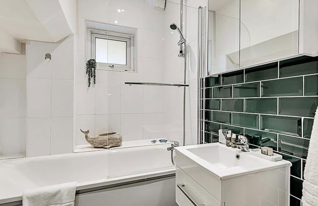 Modern Comfort Two Bedroom Gem on the Rye - Foto 5