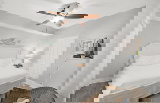 Photo 2 - Majestic Beach Towers 1-1006
