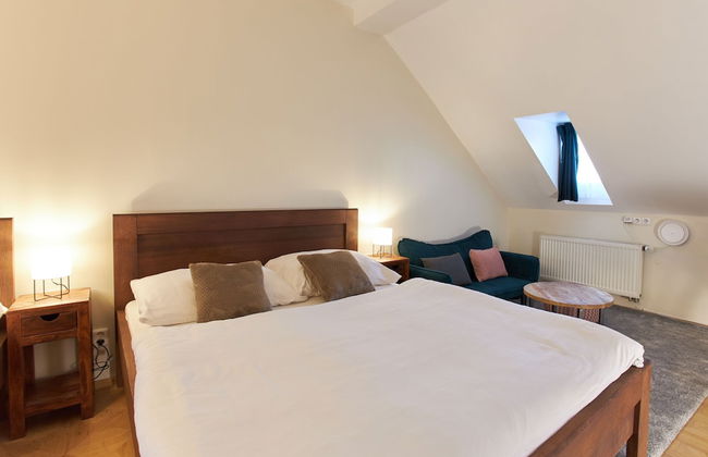 River View Residence by Charles Bridge - Photo 3