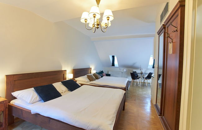 River View Residence by Charles Bridge - Photo 2