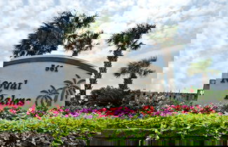 Foto 1 - Royal Palms