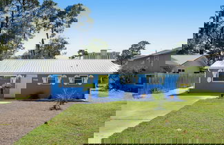 Foto 1 - Beachy, Modern & Updated, 3 Minutes to Beach + Boat Parking