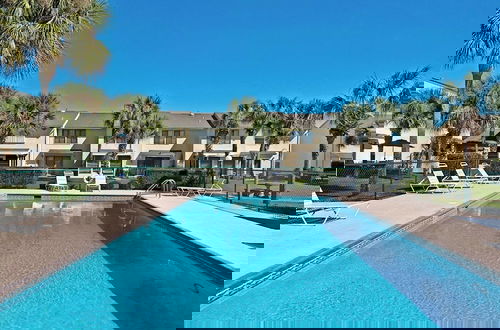 Foto 24 - Pet-friendly Townhouse, 11 Pools, Tennis Courts, & a Short Walk to the Beach!