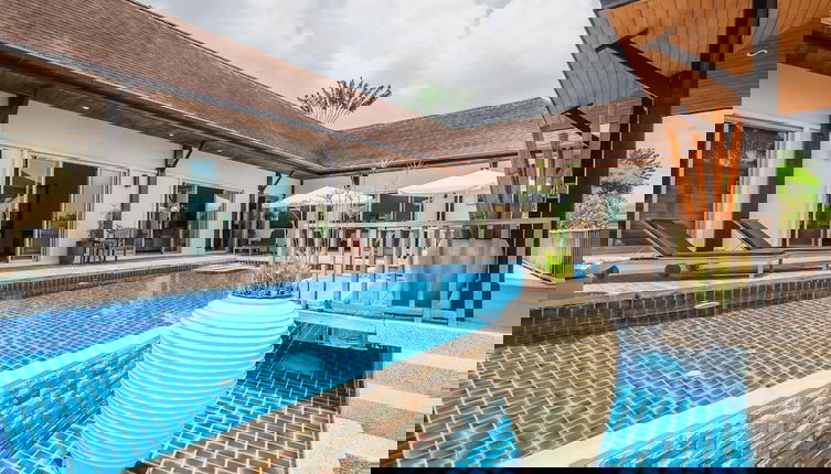 Foto 1 - Ivory Pool Villa in Nai Harn