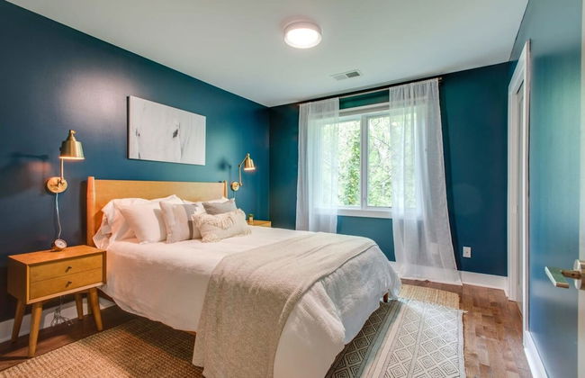 Downtown Luxury - 10 Beds Free Parking - Photo 24