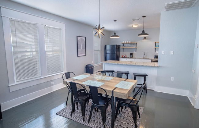 Wonderful 3 BR 2 BA Near Downtown - Foto 4