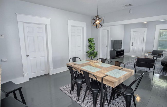 Wonderful 3 BR 2 BA Near Downtown - Foto 5