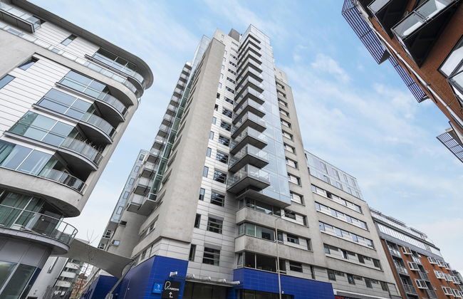 Borough Flat With City Views by Underthedoormat - Foto 29
