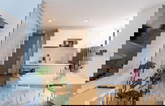 Photo 1 - w Authentic Loft in Santa Ana