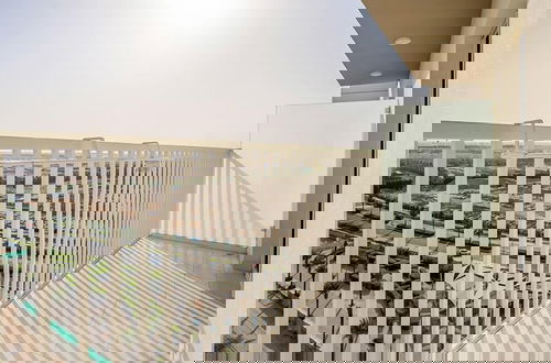 Foto 15 - Elegant 2BRApt In Damac Hills 2