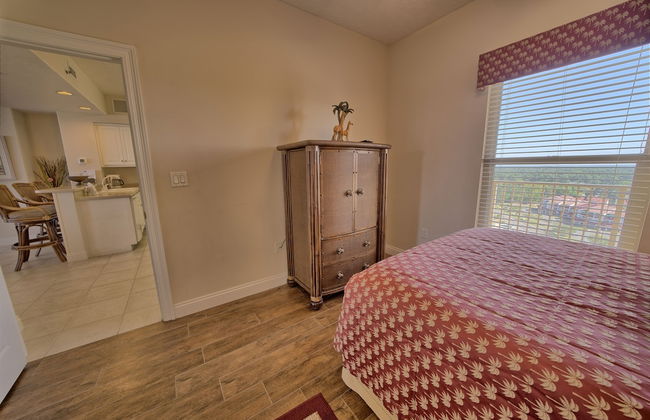 Stunning 16th Floor Condo with Fitness Center, Hot Tubs, Pools, and Beach Access - Unit 1606 by RedAwning - Photo 3