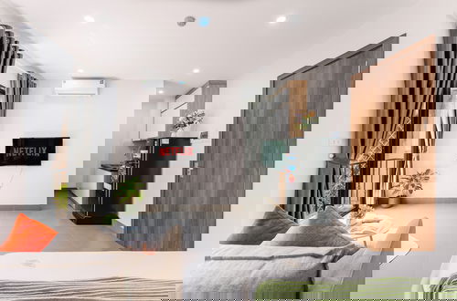Photo 31 - Cindy's Westlake Apartment