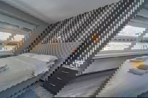 Foto 2 - Silver Apartment With Hot Tub And Balcony