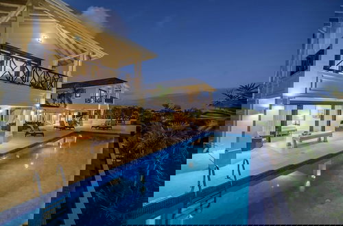 Foto 12 - Infinity House by Blue Sky Luxury