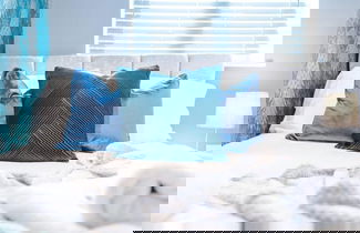 Photo 6 - Imperial War Museum North Two-bedroom by Belvilla