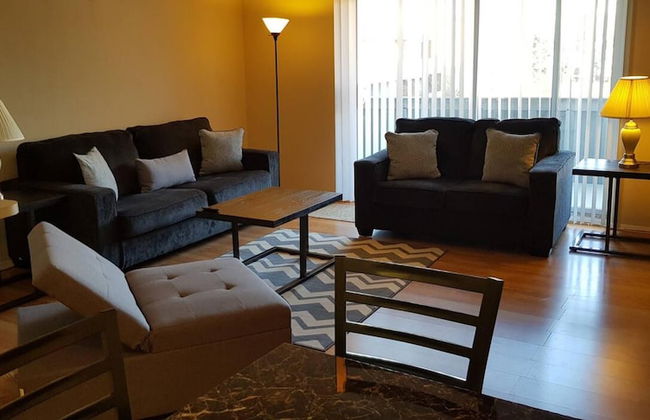 Amazing Clean Large Parking Long Term Avail - Foto 2