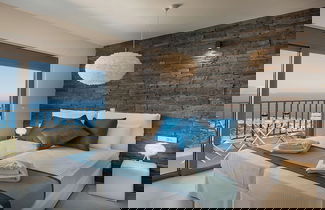 Photo 3 - A Sublime Villa in Kokkino Horio