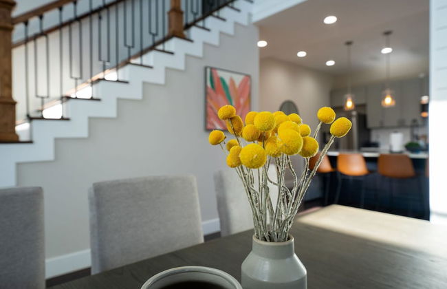New Luxury Family Friendly Home Centrally Located - Foto 4