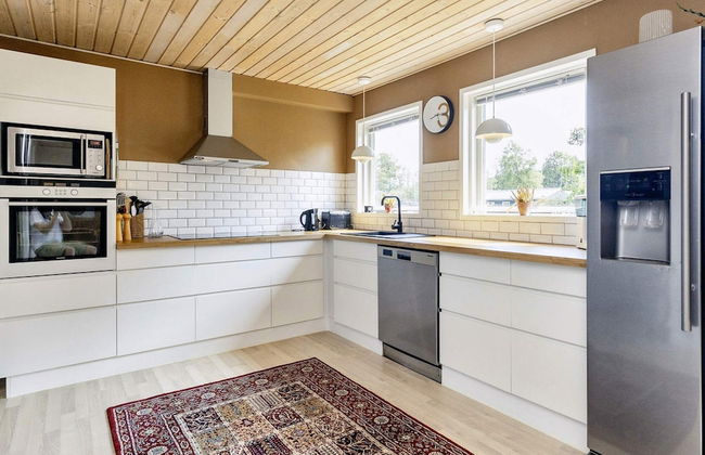 8 Person Holiday Home in Storvorde - Foto 8